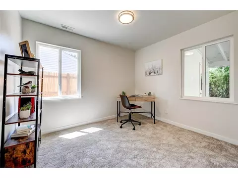 4891 E Cornell Ave, Denver, CO 80222 photo 17