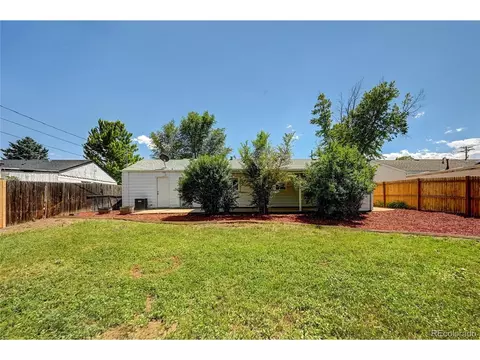 4891 E Cornell Ave, Denver, CO 80222 photo 23