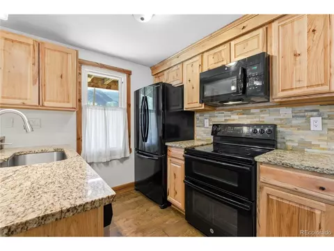 Kitchen - 1463 Main St, Georgetown, CO 80444 photo 4 of 4