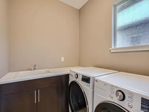 9196 E 35th Ave, Denver, CO 80238 photo 16