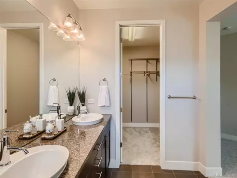 9196 E 35th Ave, Denver, CO 80238 photo 12