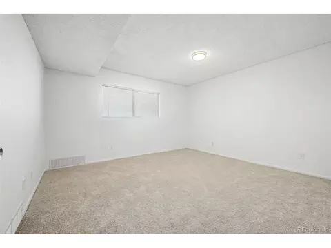 Bedroom - 519 Wright St #204, Lakewood, CO 80228 photo 1 of 4