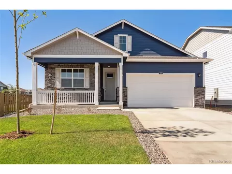 402 Hummingbird Ln, Johnstown, CO 80534