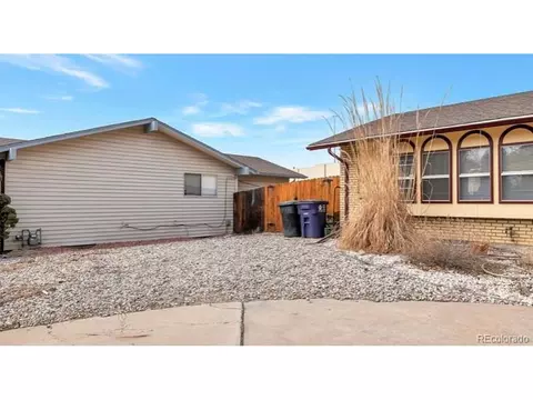 8405 E Radcliff Ave, Denver, CO 80237 photo 4