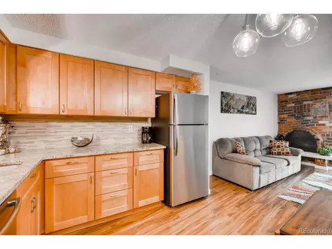 1304 S Parker Rd #358, Denver, CO 80231