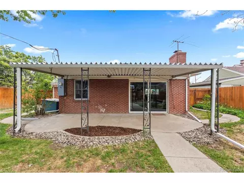 Exterior - 3340 E 30th Ave, Denver, CO 80205 photo 7 of 10