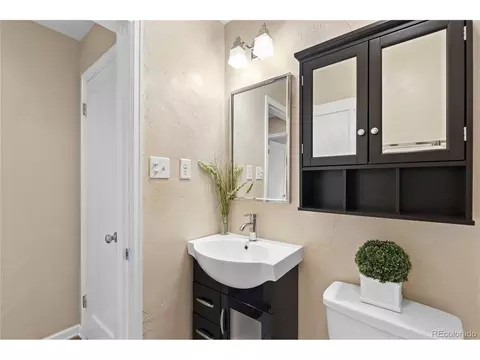 Bath - 3340 E 30th Ave, Denver, CO 80205 photo 5 of 5