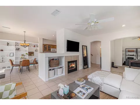 192 Whitehaven Cir, Highlands Ranch, CO 80129