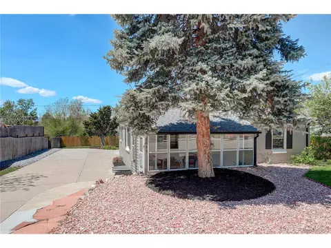 4055 S Huron St, Englewood, CO 80110