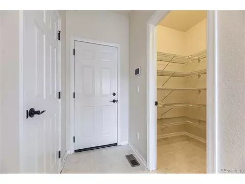 25200 Ellsworth Dr, Aurora, CO 80018 photo 25