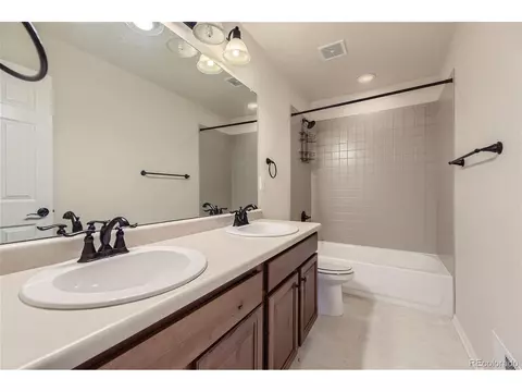 25200 Ellsworth Dr, Aurora, CO 80018 photo 20