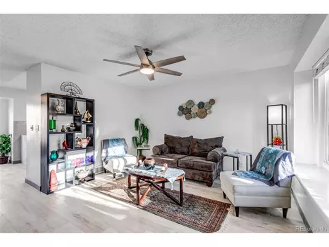 Living - 18977 E Napa Dr, Aurora, CO 80013 photo 3 of 4