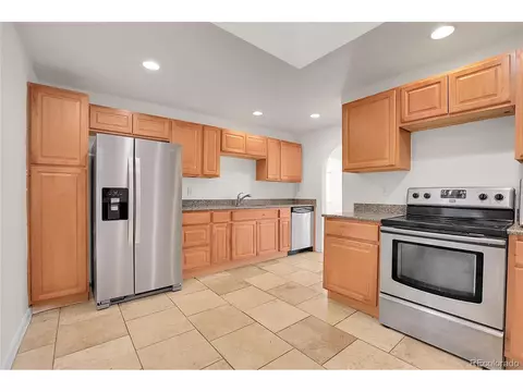 720 Iola St, Aurora, CO 80010 photo 5