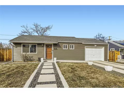 885 Kenton St, Aurora, CO 80010