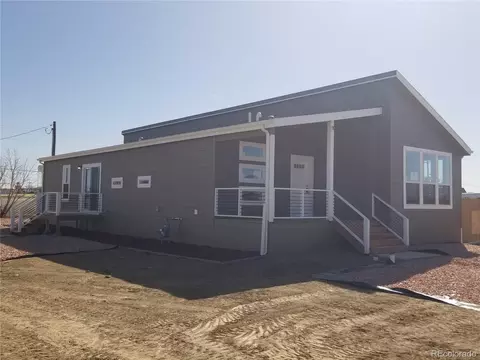 160 Washington Ave, Bennett, CO 80102 photo 2