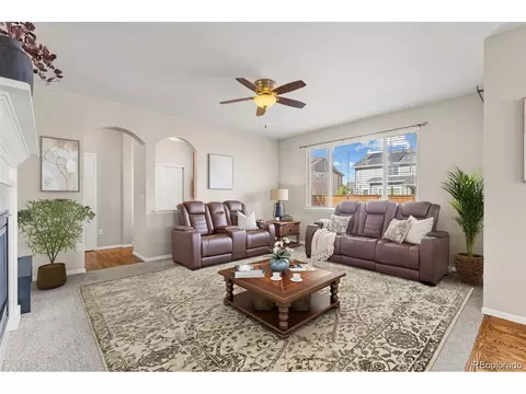 163 N Jamestown Way, Aurora, CO 80018