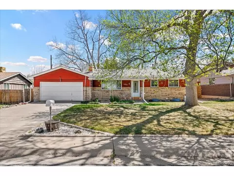 1070 S Garland Way, Lakewood, CO 80226