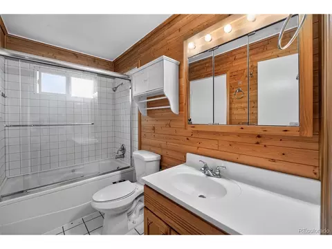 Bath - 11521 E 1st Ave, Aurora, CO 80010 photo 1 of 3