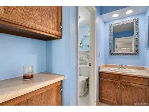 12406 E Pacific Cir #B, Aurora, CO 80014 photo 16