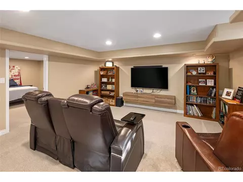 6402 E Cornell Ave, Denver, CO 80222 photo 28