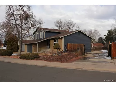 2166 S Elkhart St, Aurora, CO 80014