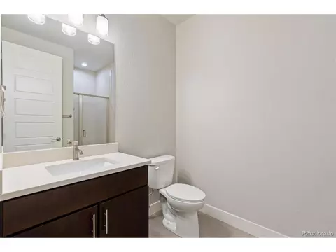 Bath - 711 E 24th Ave, Denver, CO 80205 photo 3 of 3