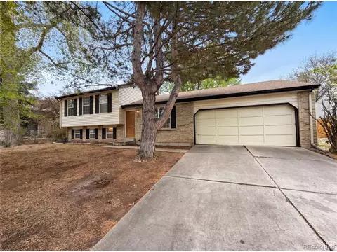 2114 S Eagle Ct, Aurora, CO 80014