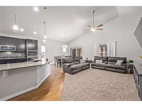 10182 Moorcroft Dr, Peyton, CO 80831 photo 3