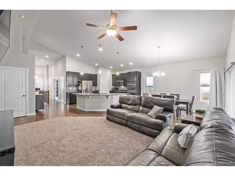 10182 Moorcroft Dr, Peyton, CO 80831 photo 10