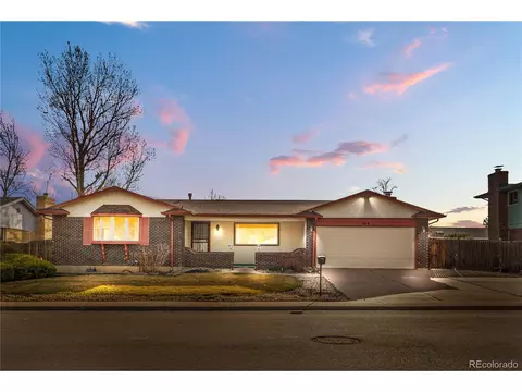 664 Ouray Way, Aurora, CO 80011