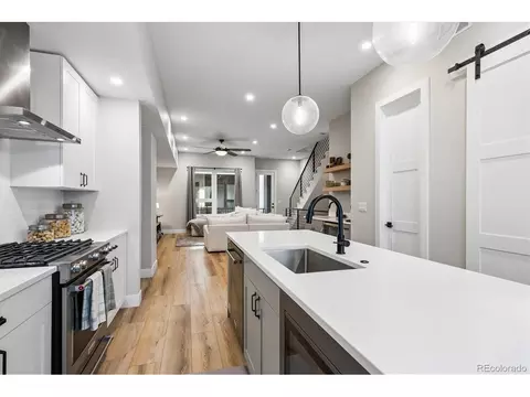 Kitchen - 8260 E 36th Ave #30, Denver, CO 80238 photo 4 of 5