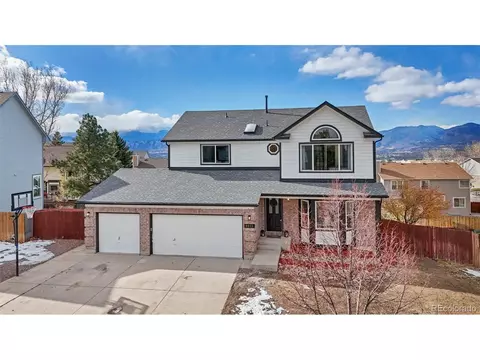 2515 Heathrow Dr, Colorado Springs, CO 80920