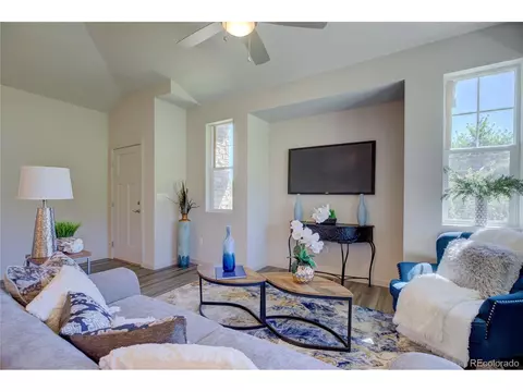 15460 E Bails Dr, Aurora, CO 80017 photo 2