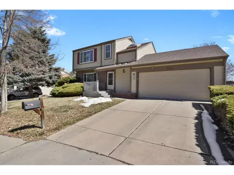 766 S Granby Cir, Aurora, CO 80012