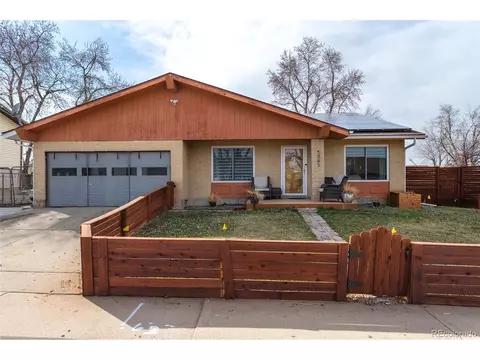 5085 Blackhawk Way, Denver, CO 80239