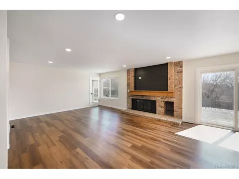 18438 E Berry Dr, Centennial, CO 80015 photo 4