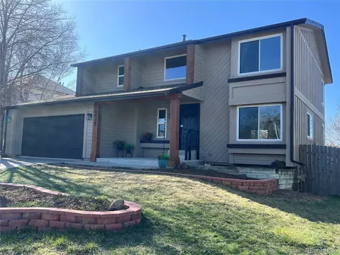 18438 E Berry Dr, Centennial, CO 80015 photo 2