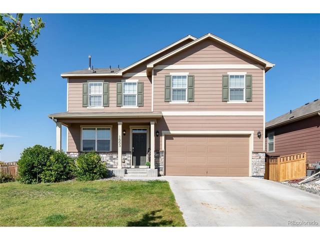 1003 Brio St, Lochbuie, CO 80603