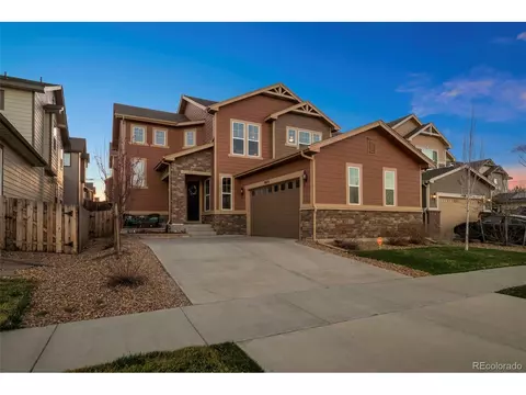 6631 S Newbern St, Aurora, CO 80016