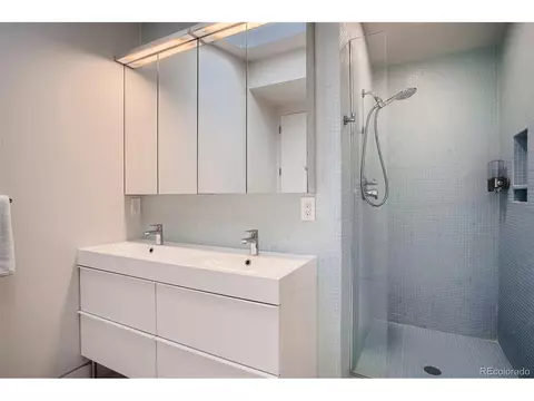 2541 S Monroe St, Denver, CO 80210 photo 24