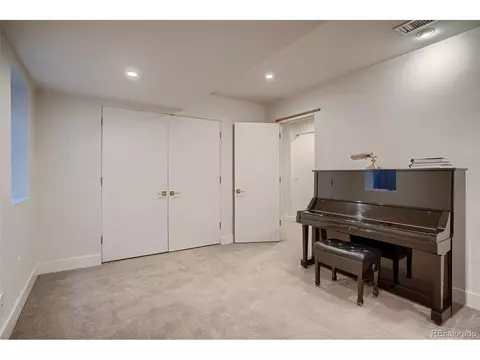 2541 S Monroe St, Denver, CO 80210 photo 30