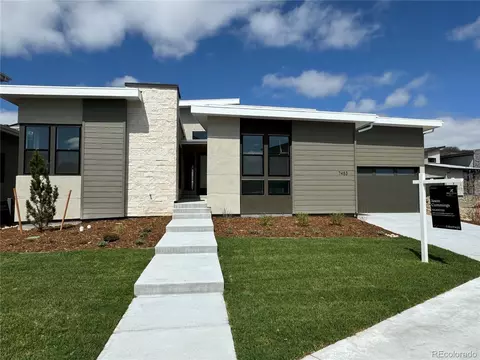 7453 Skygazer St, Castle Pines, CO 80108