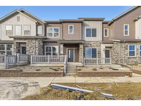 1936 S Haleyville Way, Aurora, CO 80018