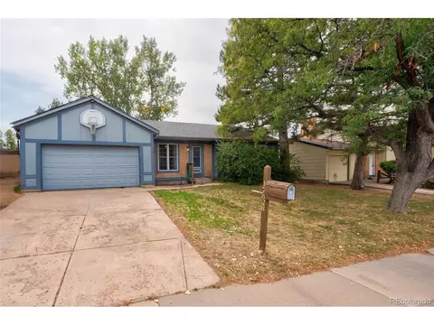 17828 E Mexico Dr, Aurora, CO 80017 photo 2
