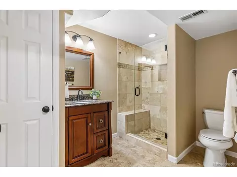 Bath - 1695 E Otero Ln, Centennial, CO 80122 photo 7 of 7