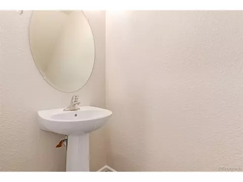 47354 Iris Ave, Bennett, CO 80102 photo 12
