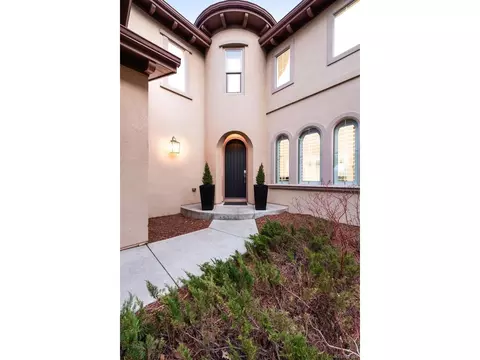 9122 E 34th Ave, Denver, CO 80238 photo 6