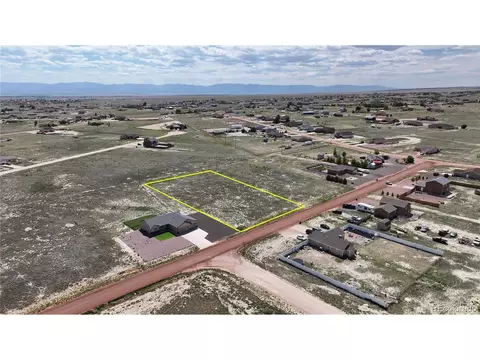 970 E Kirkwood Dr, Pueblo, CO 81007