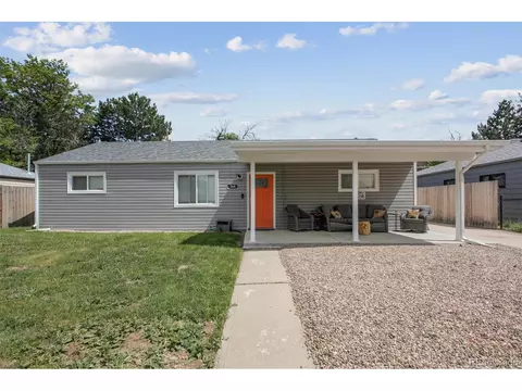 764 Zion St, Aurora, CO 80011