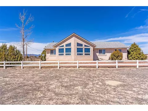 1775 13th St, Penrose, CO 81240